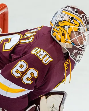 Minnesota Duluth Bulldogs Hockey Omaha